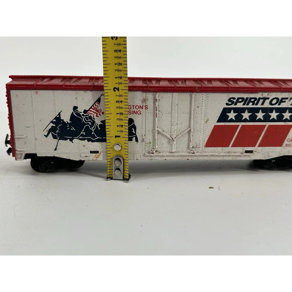 HO Scale Spirit of 76 The Minutemen Patriotic Box Car 1:87 Scale Model Railroad